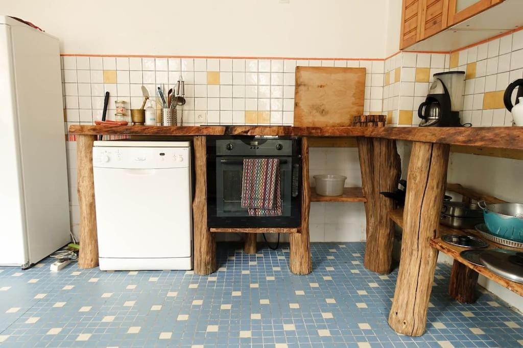 Gite Au Coeur D'Une Residence D'Artiste Saint-Aubin-de-Bonneval 외부 사진