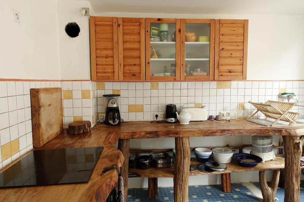 Gite Au Coeur D'Une Residence D'Artiste Saint-Aubin-de-Bonneval 외부 사진