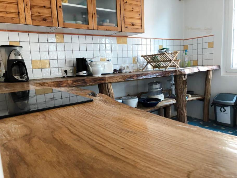 Gite Au Coeur D'Une Residence D'Artiste Saint-Aubin-de-Bonneval 외부 사진