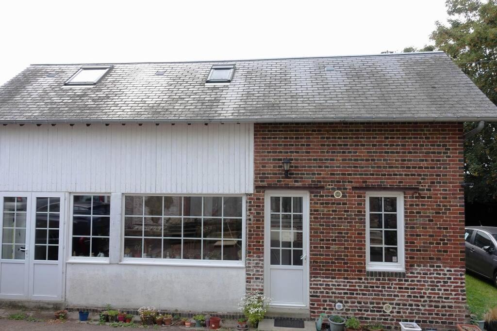 Gite Au Coeur D'Une Residence D'Artiste Saint-Aubin-de-Bonneval 외부 사진